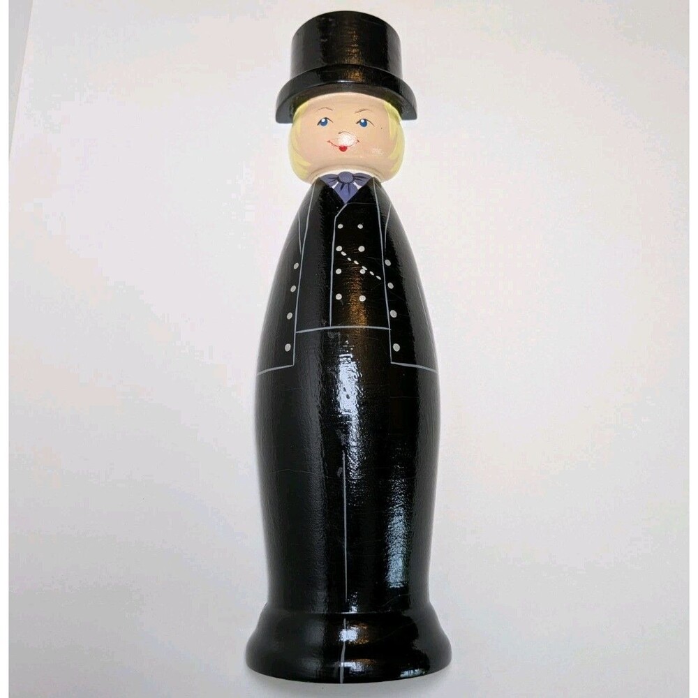Vtg Swedish Scandinavian Traditional 8.75" Tall Painted Folk Art Wood Male Doll